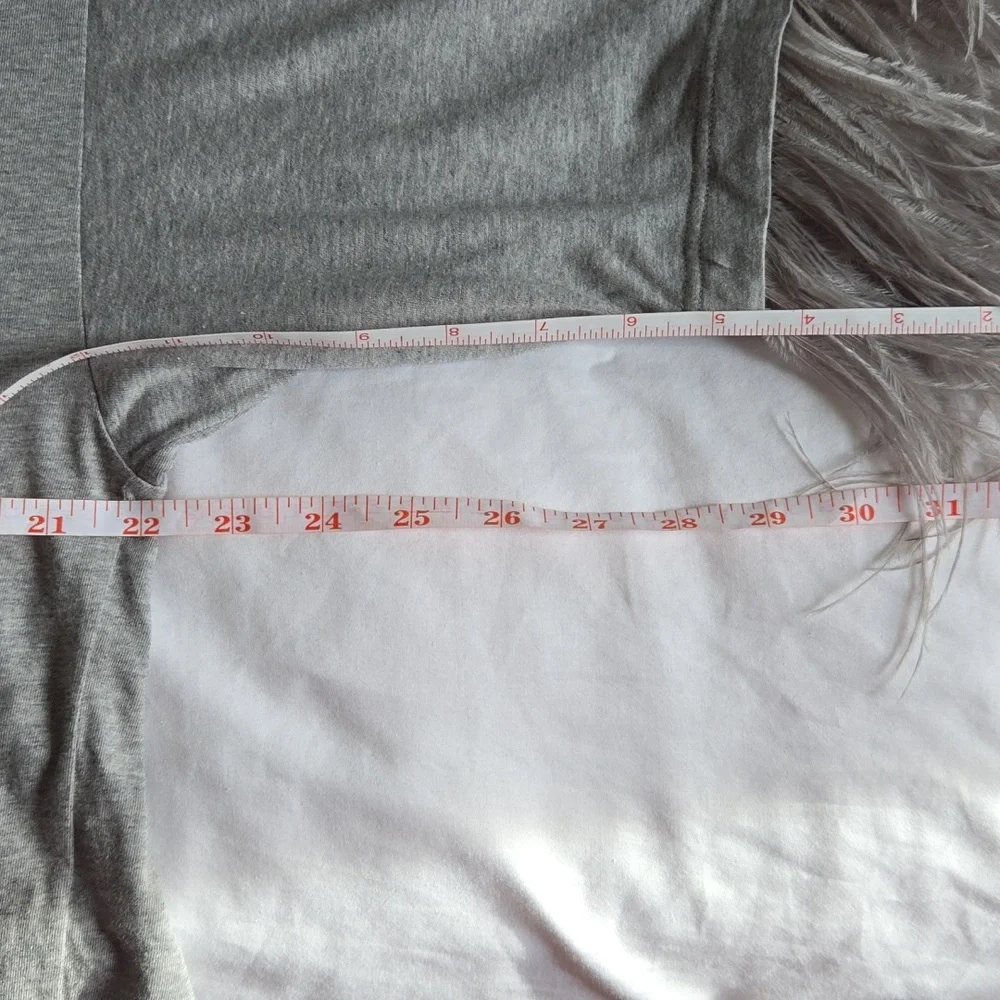 No. 21 Glamorous Gray 3/4 Sleeve Top W/ Feather Cuffs. 100% Cotton EUC XL - Picture 4 of 7